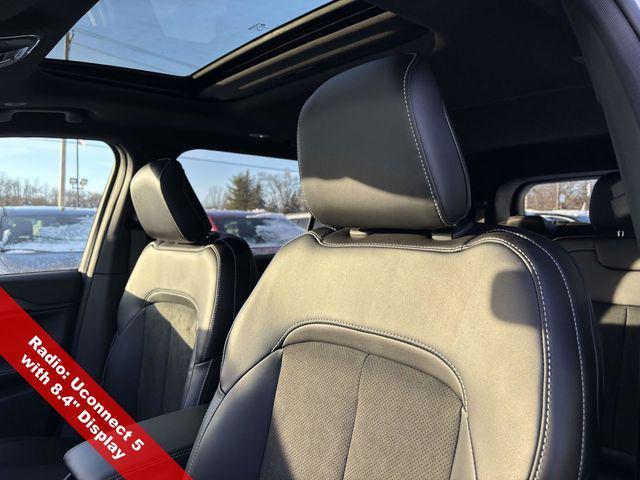 new 2025 Jeep Grand Cherokee L car, priced at $40,441