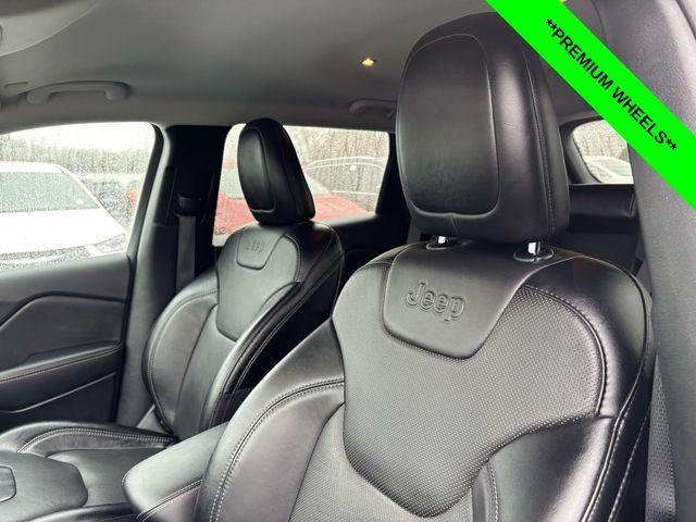 used 2023 Jeep Cherokee car, priced at $25,694