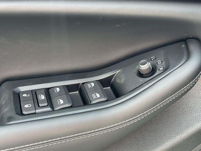 new 2026 Jeep Grand Cherokee car, priced at $34,271
