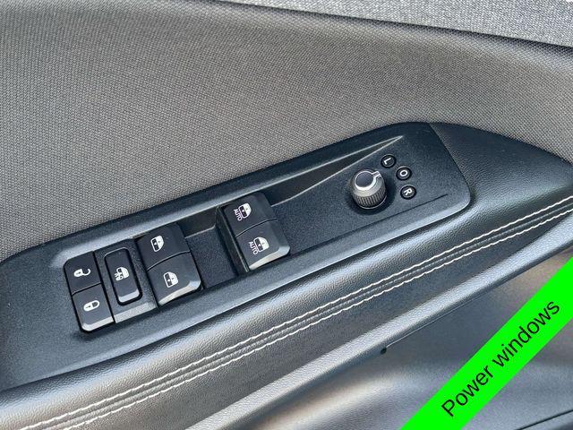 new 2026 Jeep Cherokee car, priced at $36,032