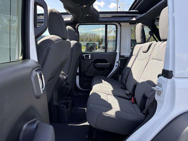 new 2026 Jeep Wrangler car, priced at $44,778
