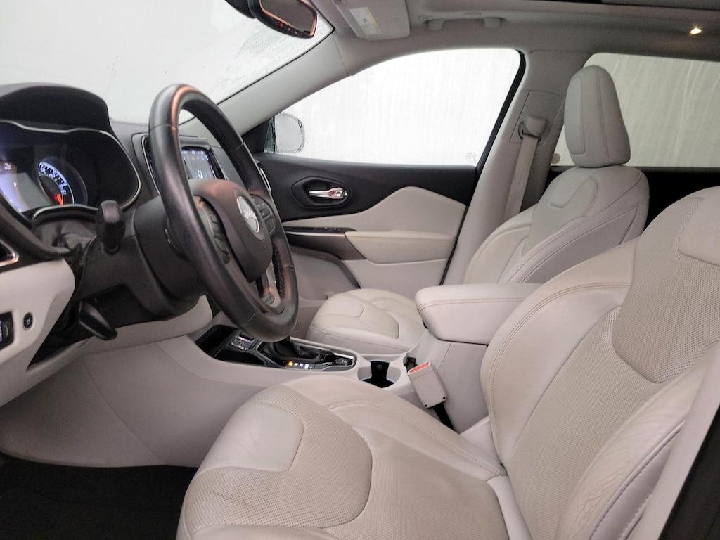 used 2019 Jeep Cherokee car, priced at $18,998