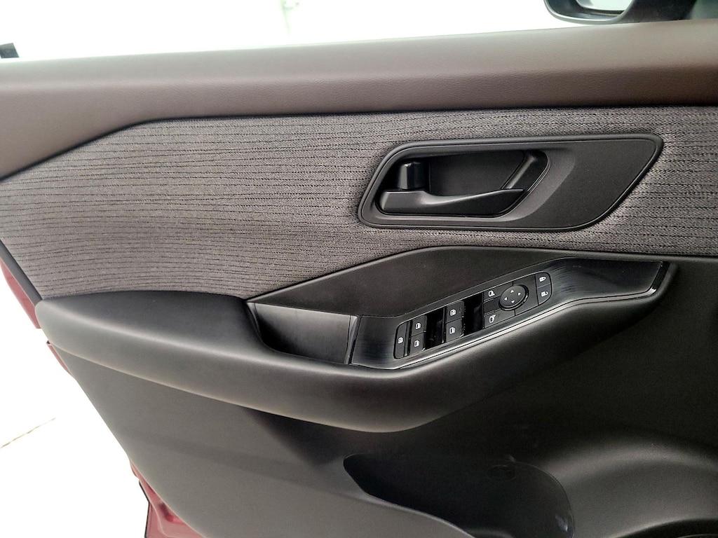 used 2023 Nissan Rogue car, priced at $21,998