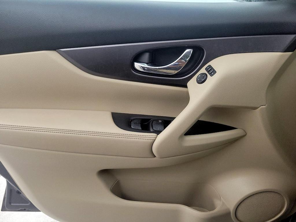 used 2016 Nissan Rogue car, priced at $12,998