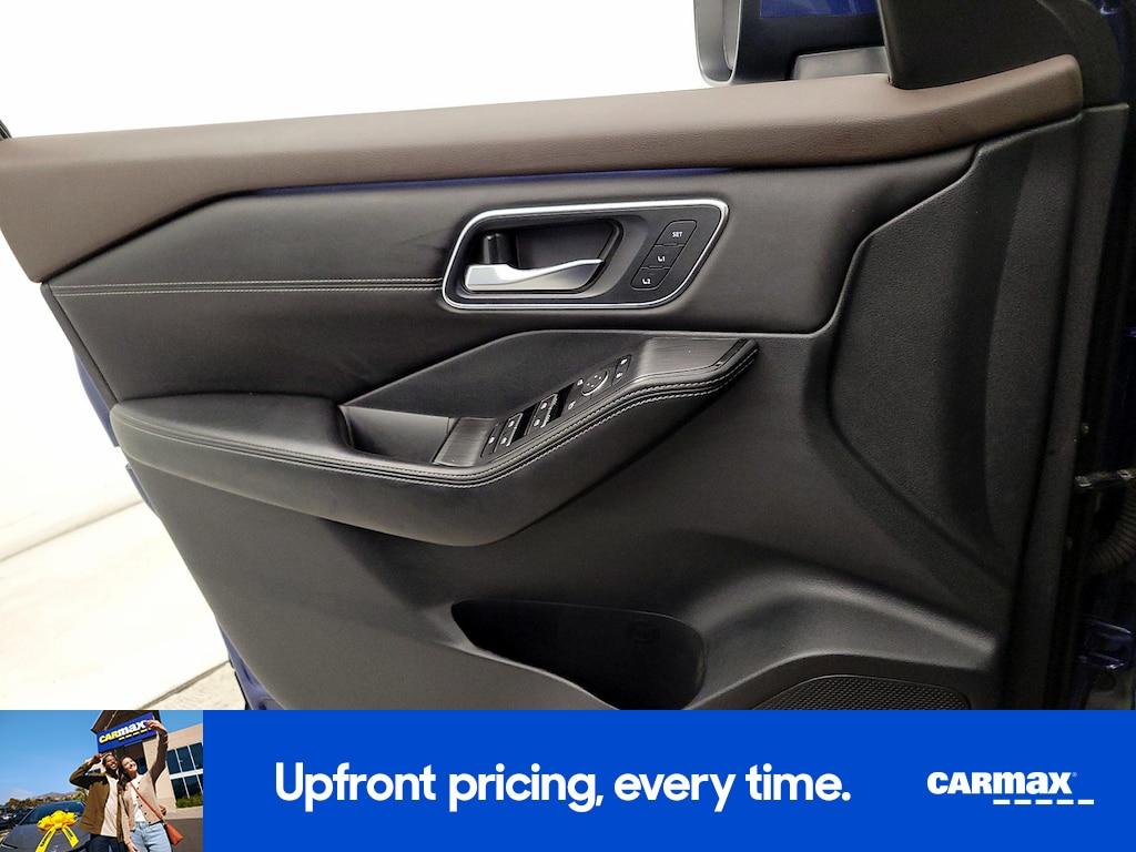 used 2023 Nissan Rogue car, priced at $25,998