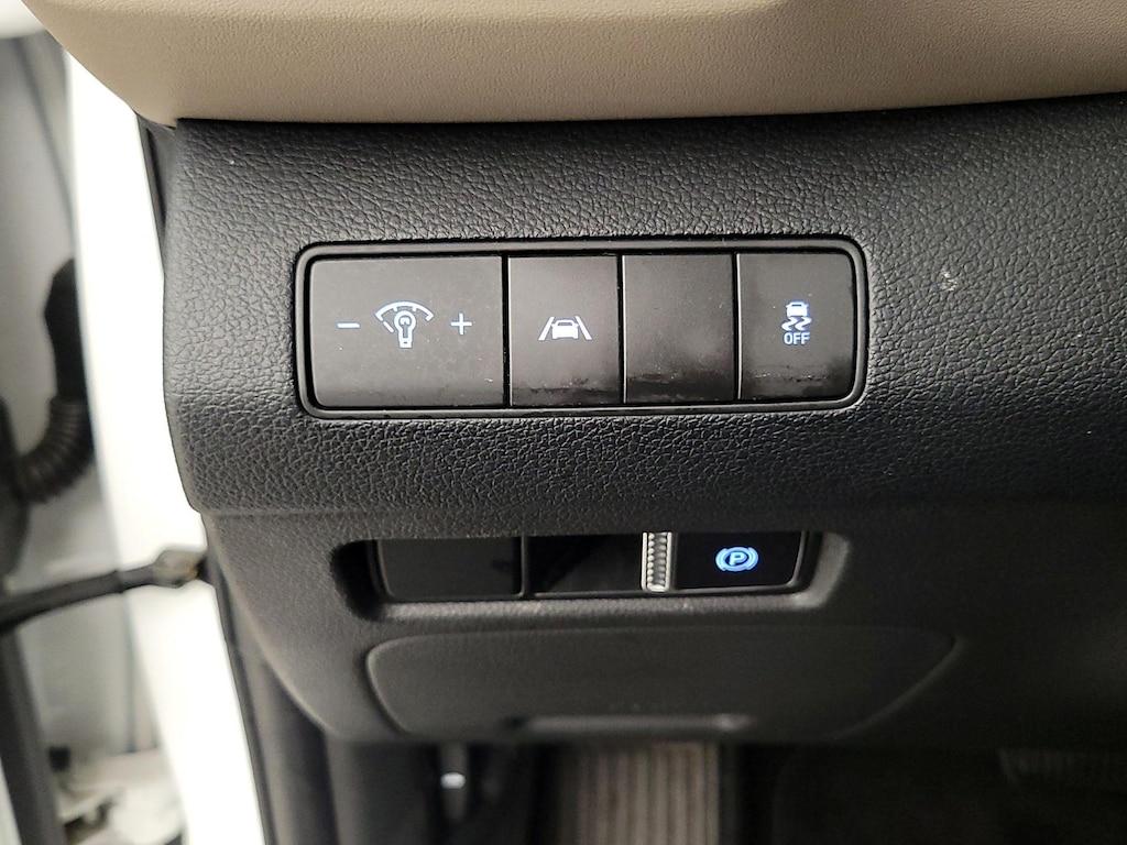 used 2023 Hyundai Santa Fe car, priced at $20,998