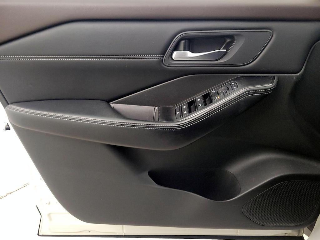 used 2023 Nissan Rogue car, priced at $22,998