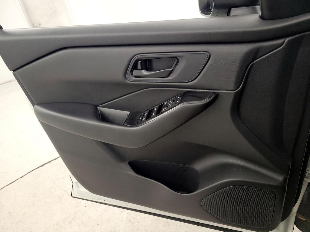 used 2024 Nissan Rogue car, priced at $20,998