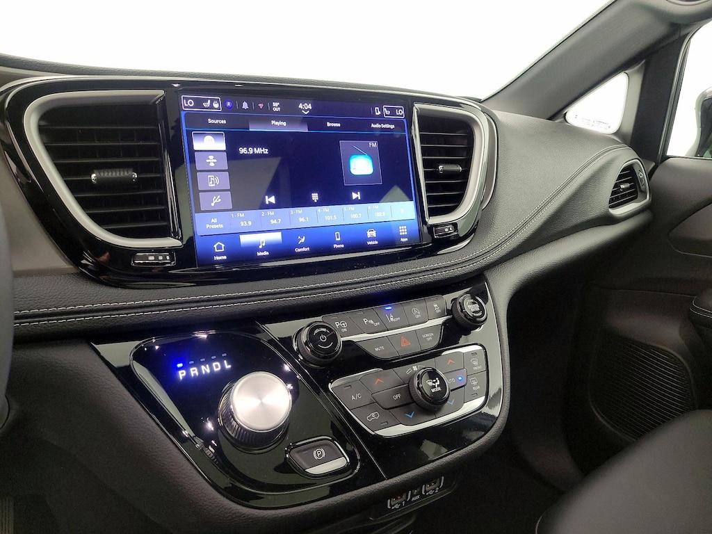 used 2025 Chrysler Pacifica car, priced at $35,998