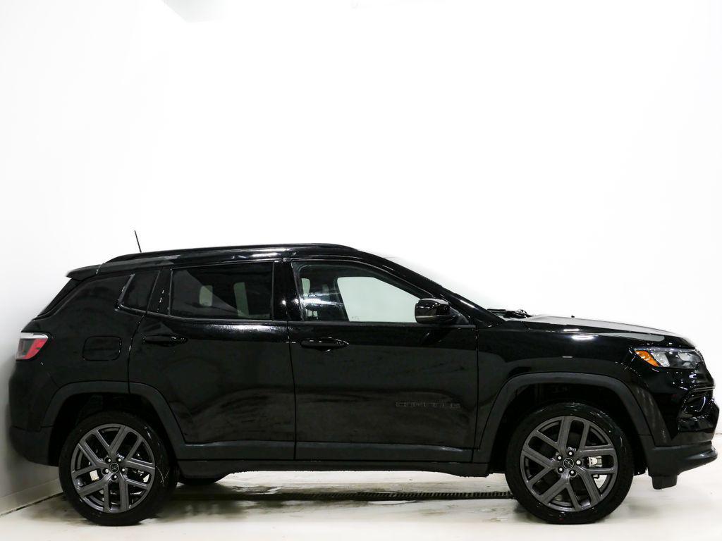 new 2026 Jeep Compass car, priced at $32,211