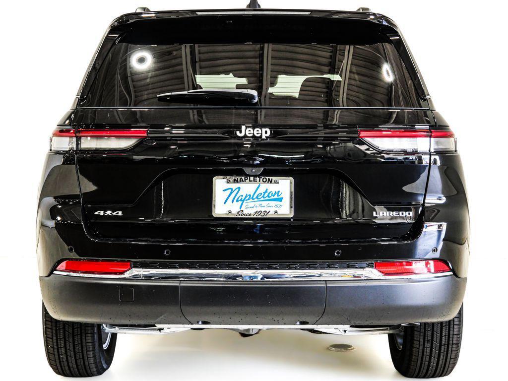 new 2026 Jeep Grand Cherokee car, priced at $37,777