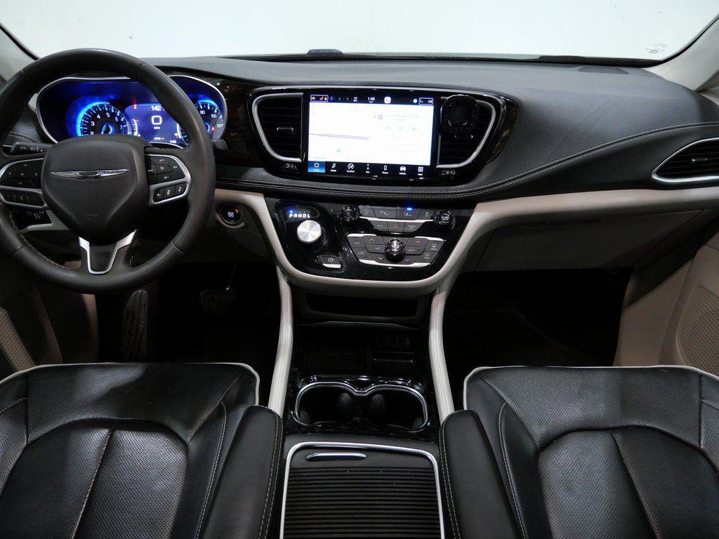 used 2023 Chrysler Pacifica car, priced at $25,800