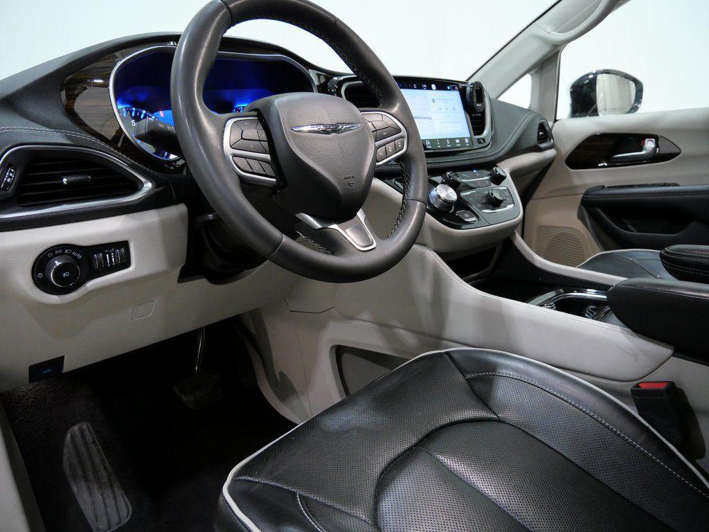 used 2023 Chrysler Pacifica car, priced at $25,800
