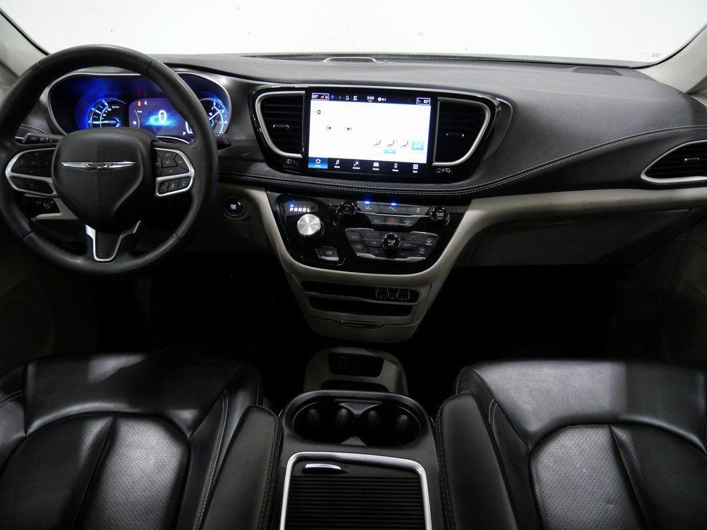used 2023 Chrysler Pacifica Hybrid car, priced at $22,900