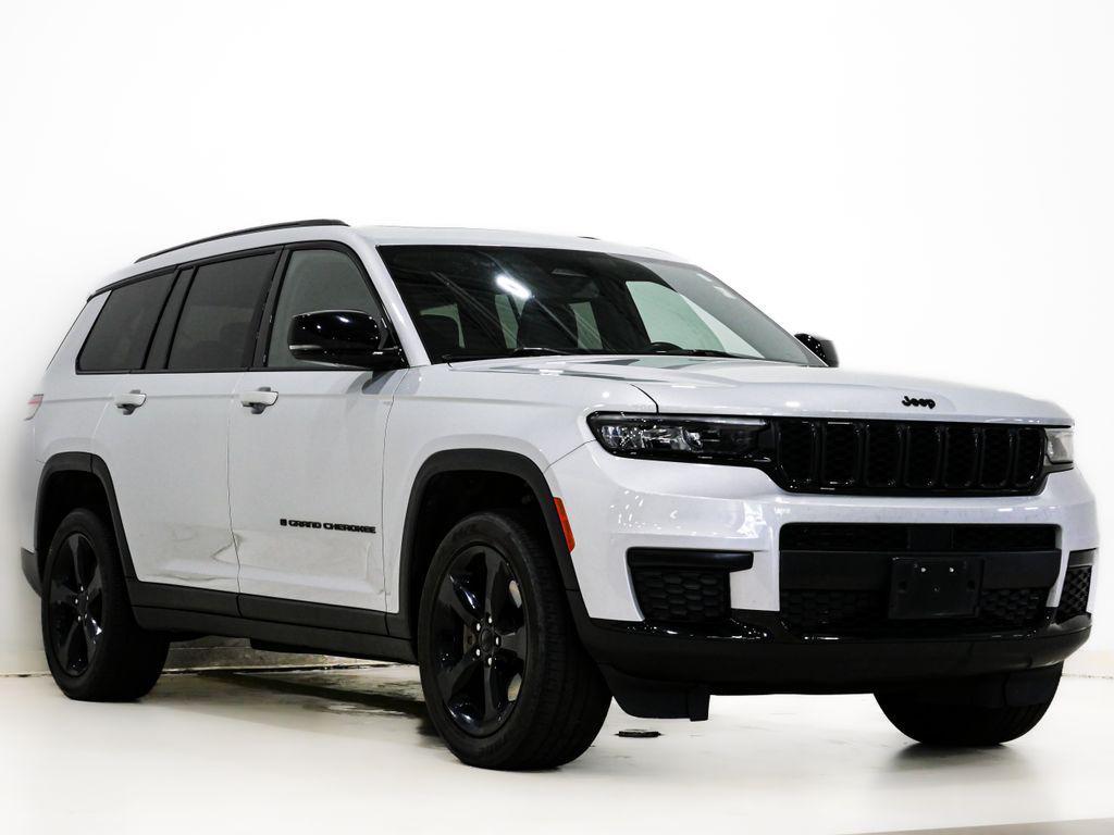 used 2022 Jeep Grand Cherokee L car, priced at $27,212