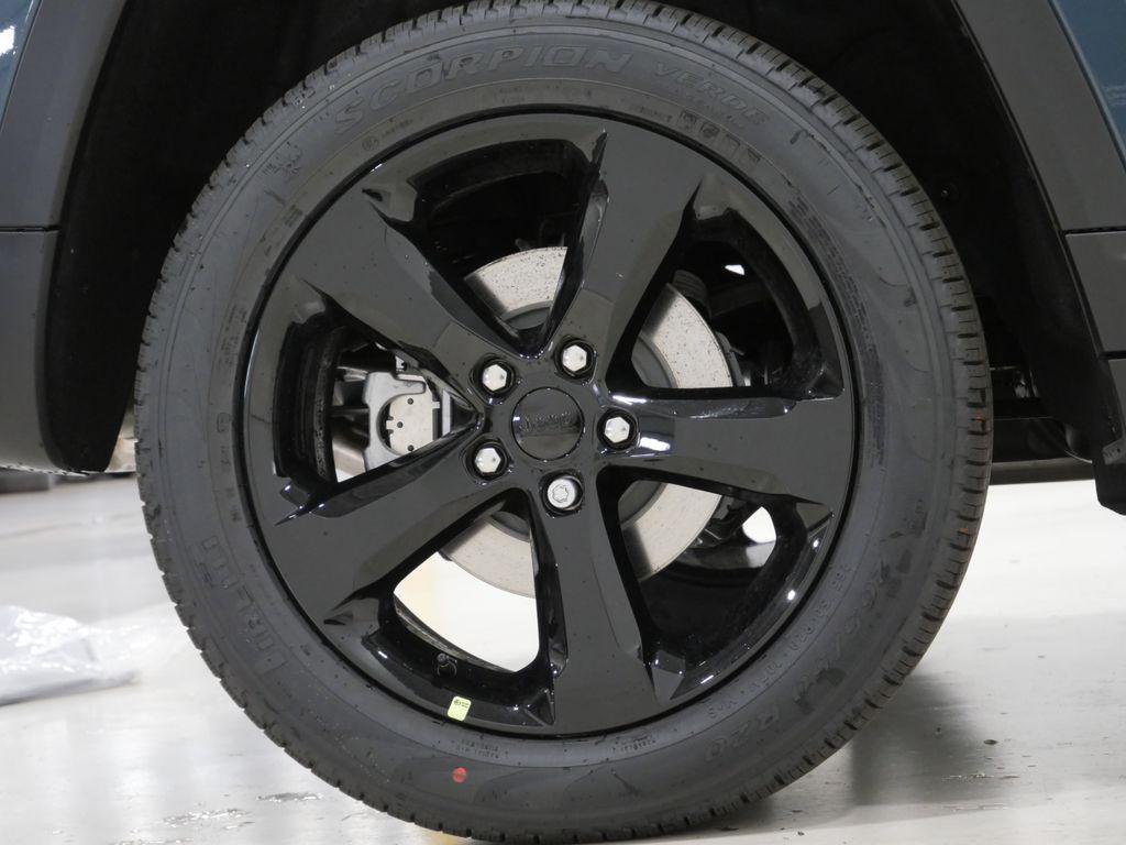 new 2026 Jeep Grand Cherokee car, priced at $42,518
