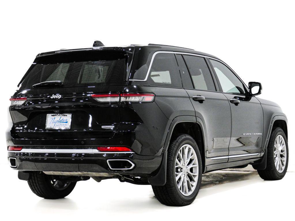 used 2022 Jeep Grand Cherokee car, priced at $34,912