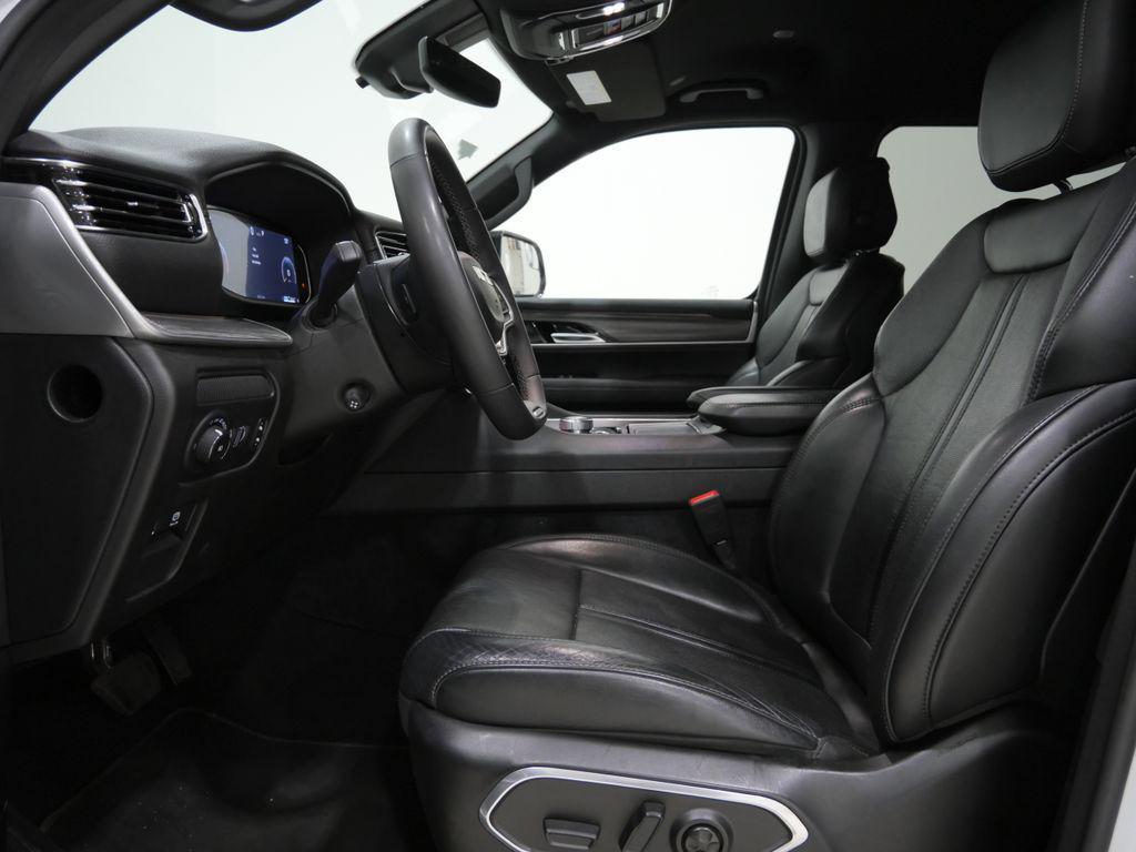 used 2024 Jeep Wagoneer L car, priced at $34,012