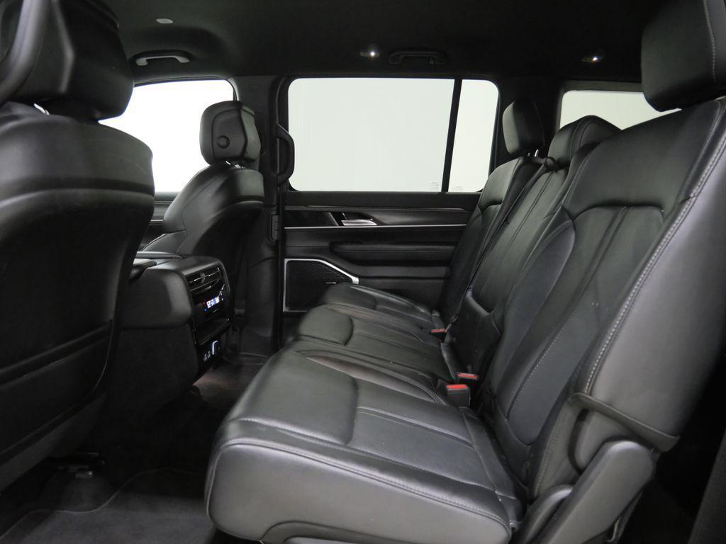 used 2024 Jeep Wagoneer L car, priced at $34,012