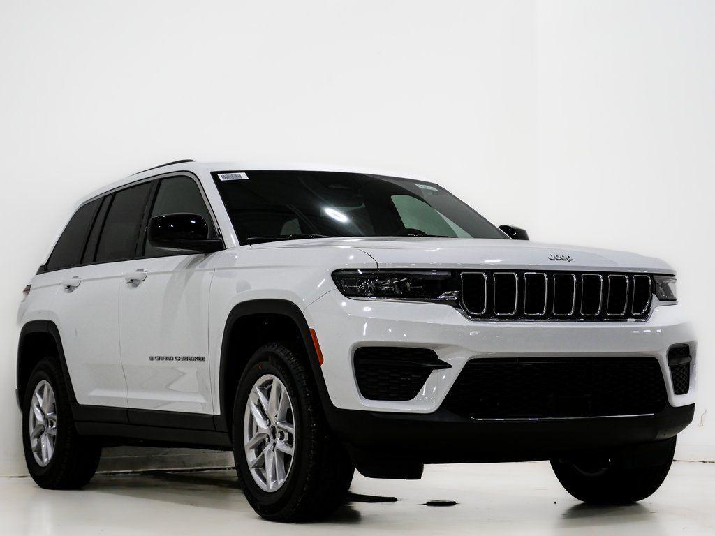new 2025 Jeep Grand Cherokee car, priced at $37,878