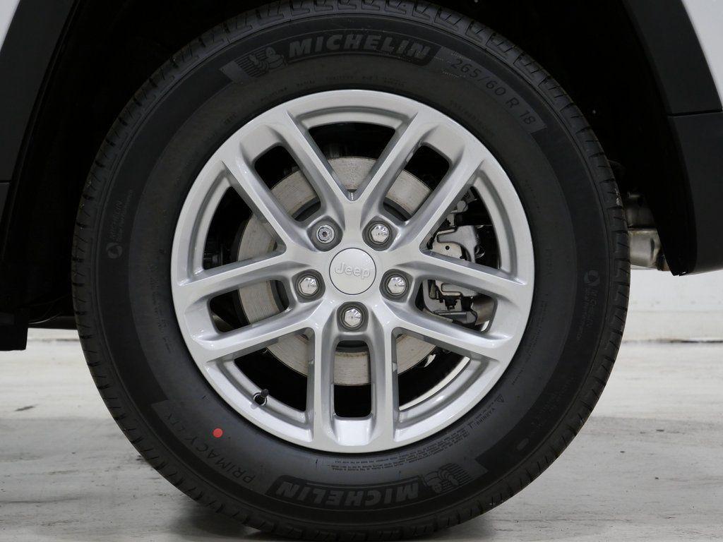 new 2025 Jeep Grand Cherokee car, priced at $36,628