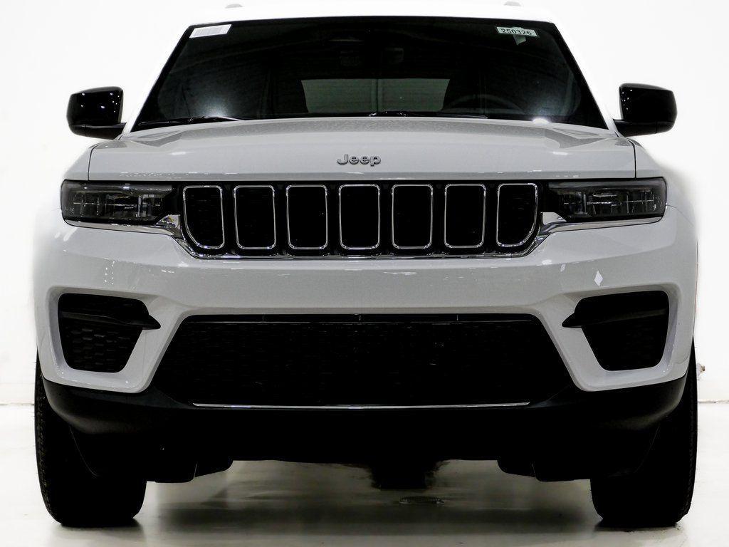 new 2025 Jeep Grand Cherokee car, priced at $36,628