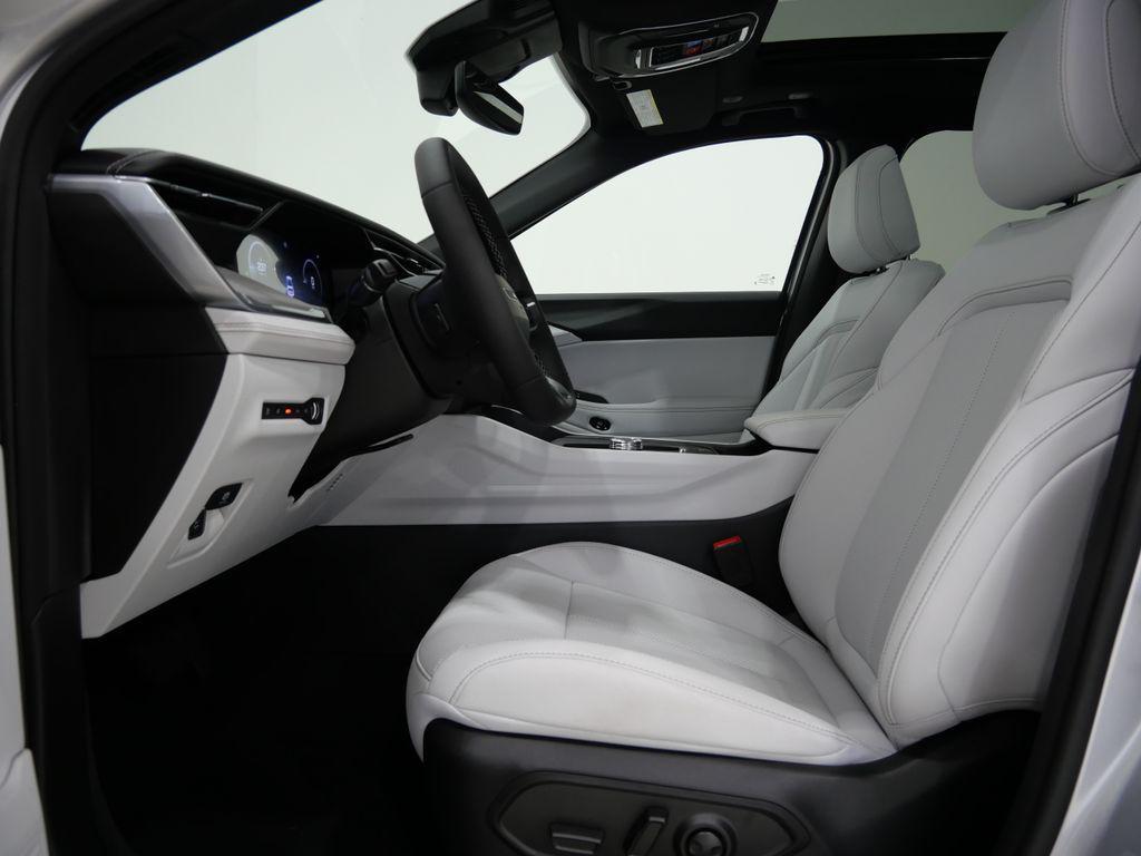 new 2026 Jeep Cherokee car, priced at $39,322