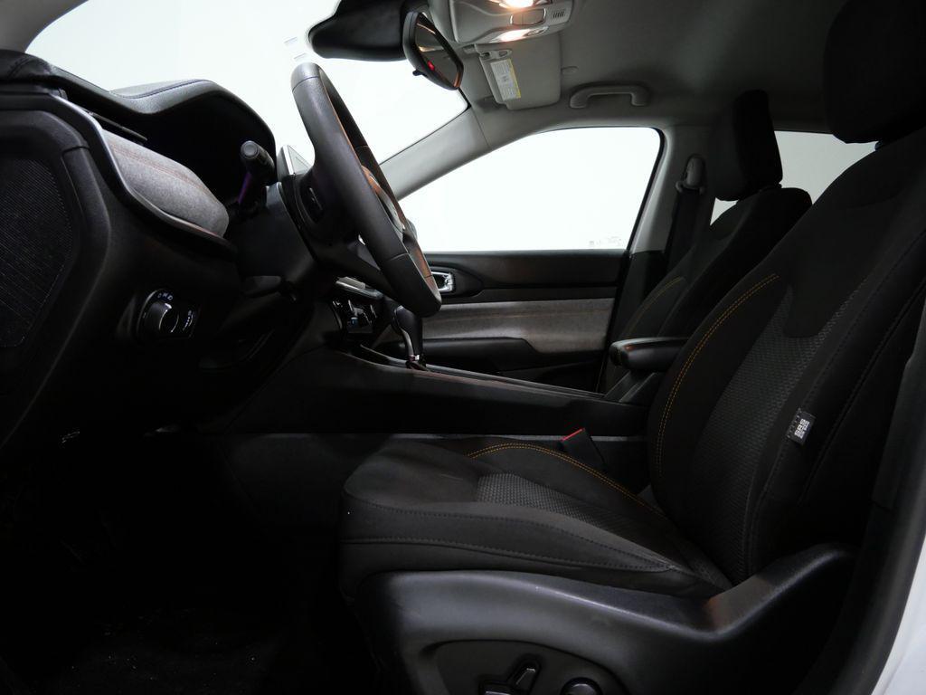 used 2022 Jeep Compass car, priced at $15,900