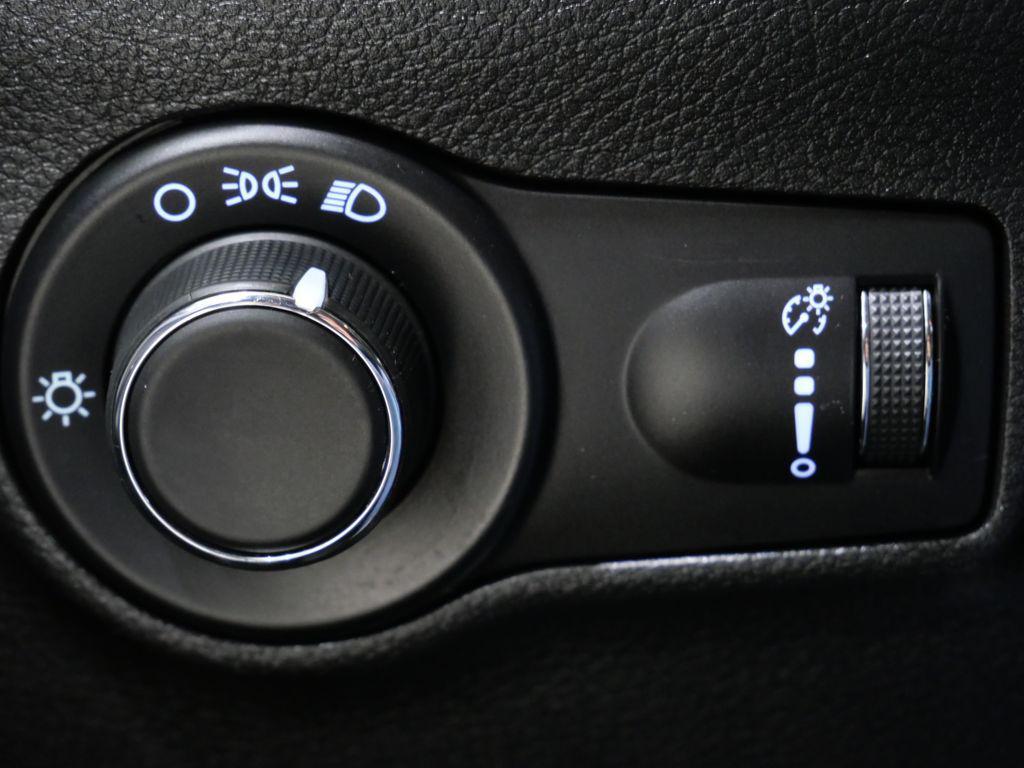 used 2022 Jeep Compass car, priced at $15,900