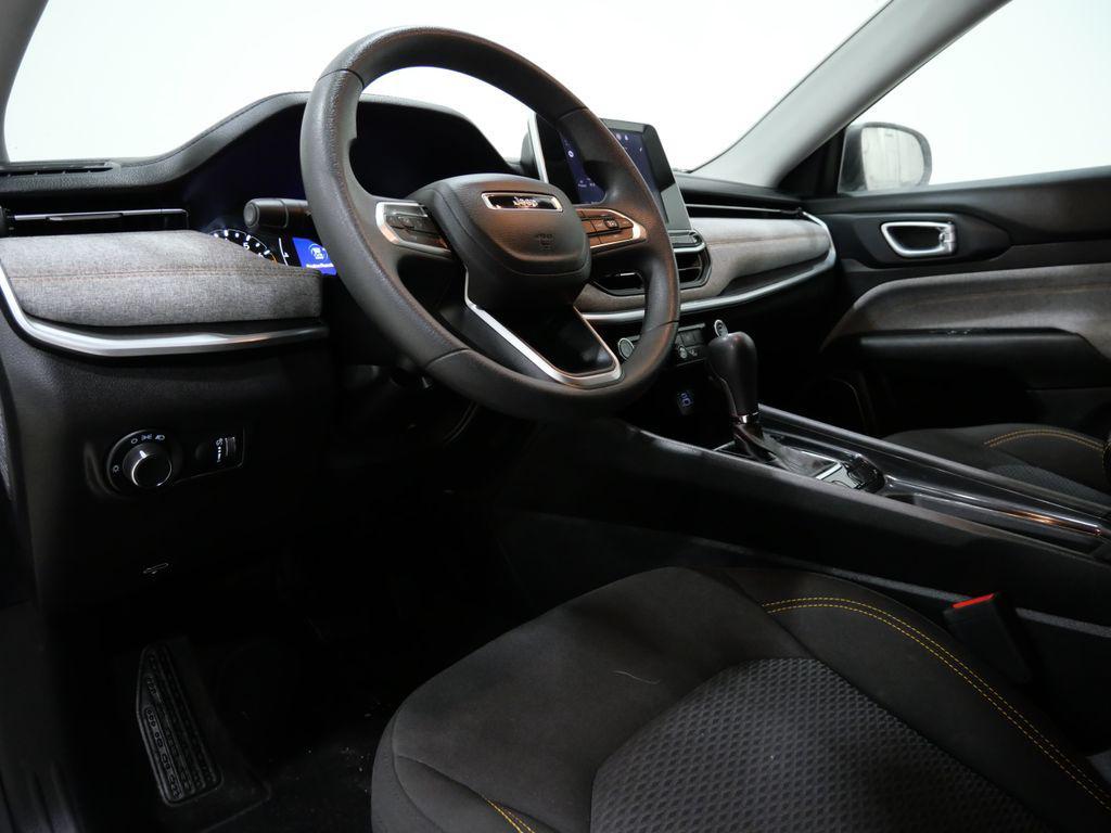 used 2022 Jeep Compass car, priced at $15,900