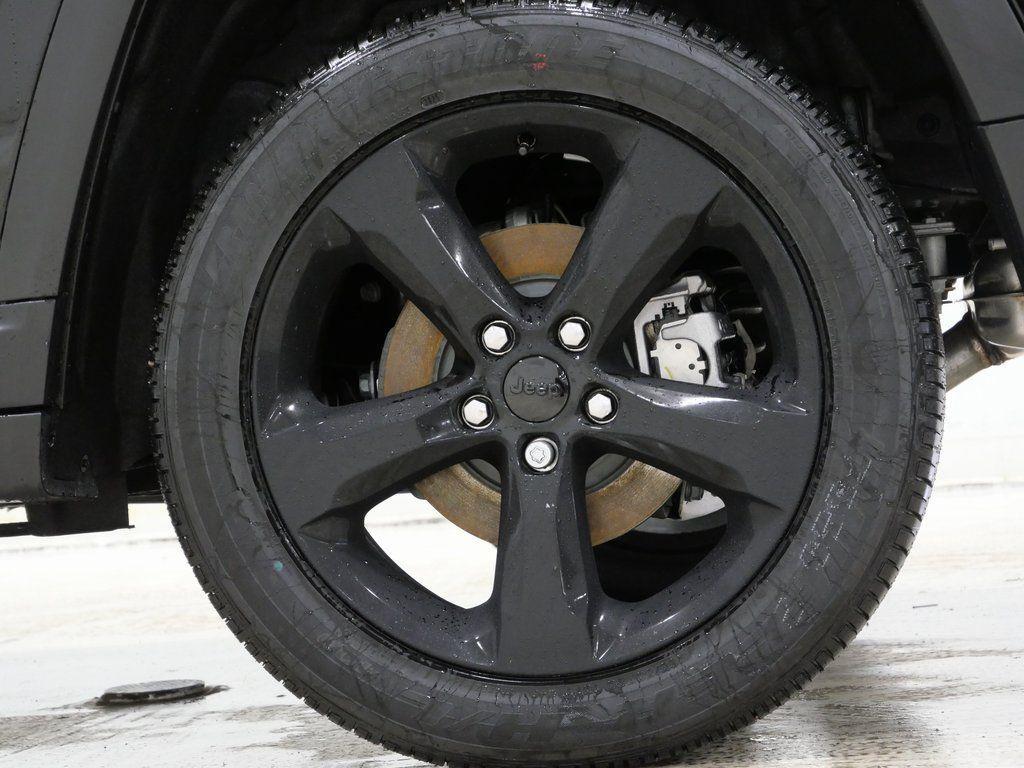 new 2025 Jeep Grand Cherokee car, priced at $38,446