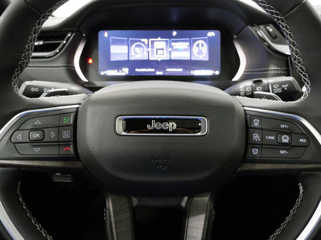 new 2026 Jeep Grand Cherokee car, priced at $48,770