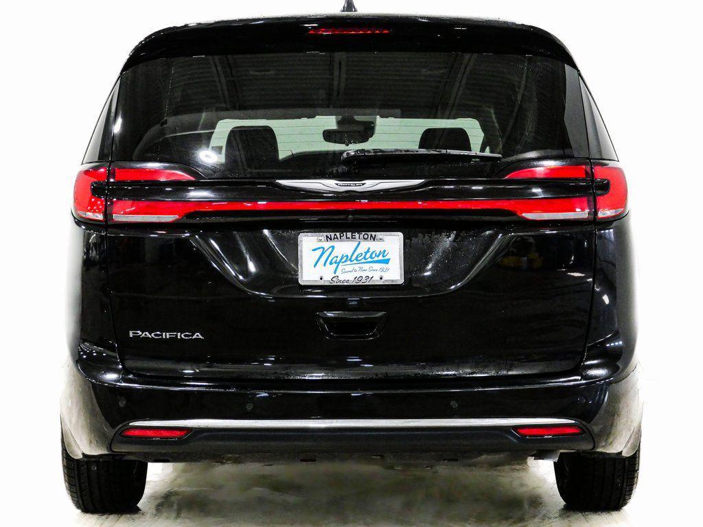 used 2024 Chrysler Pacifica car, priced at $24,500