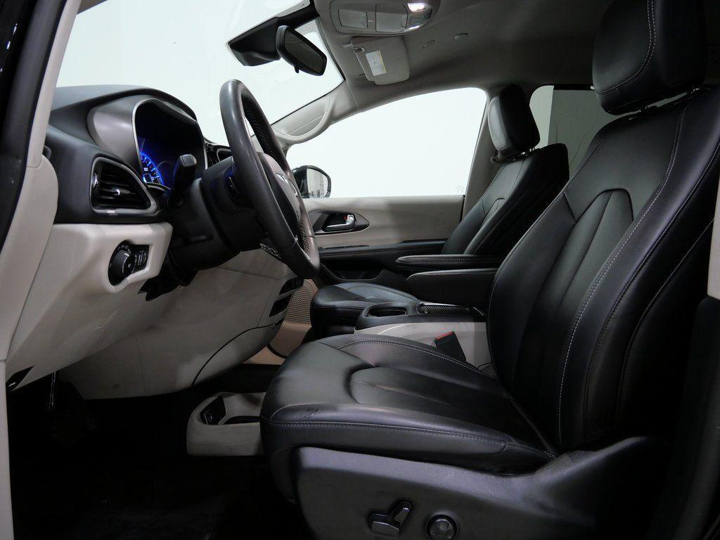 used 2024 Chrysler Pacifica car, priced at $24,500