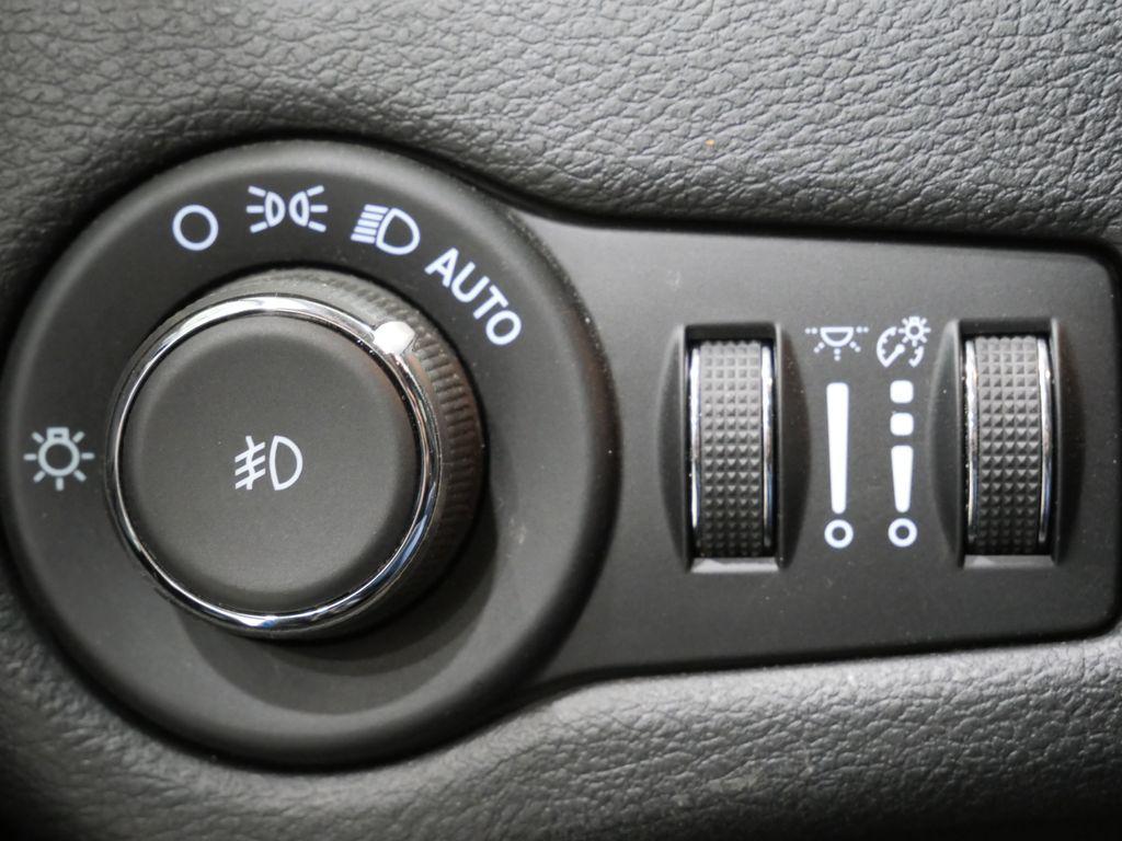 used 2021 Jeep Cherokee car, priced at $20,212