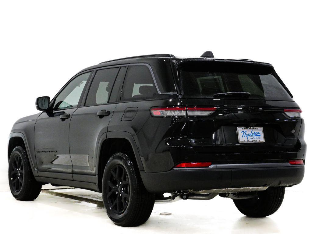 new 2026 Jeep Grand Cherokee car, priced at $44,412