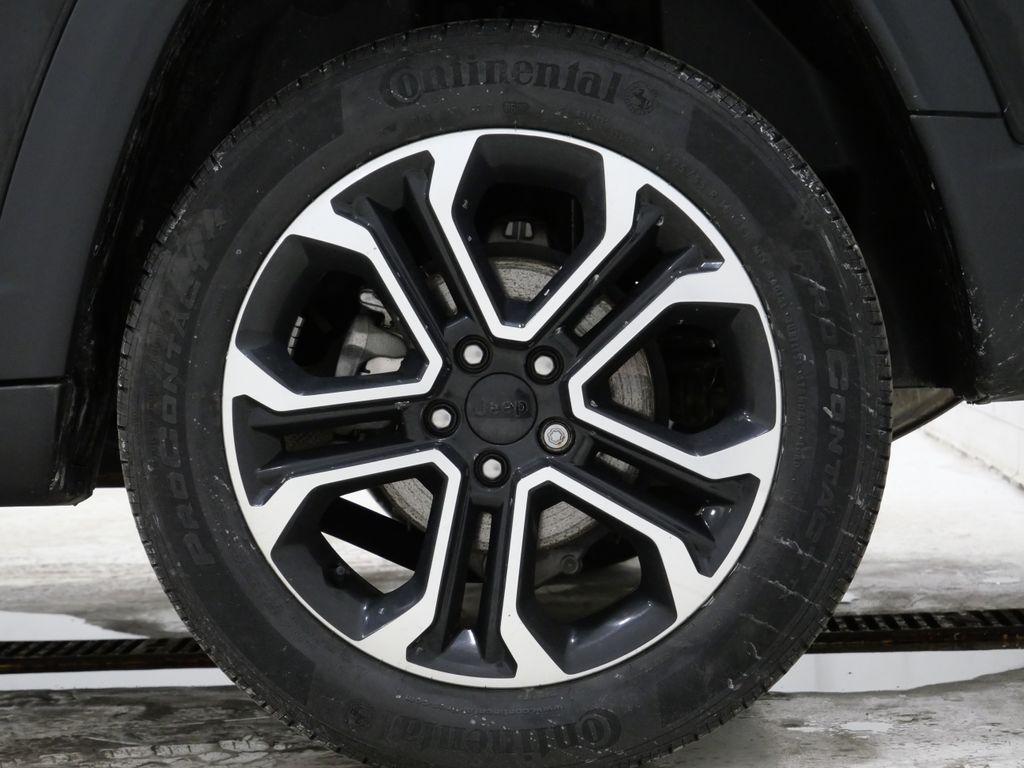 used 2022 Jeep Compass car, priced at $22,900