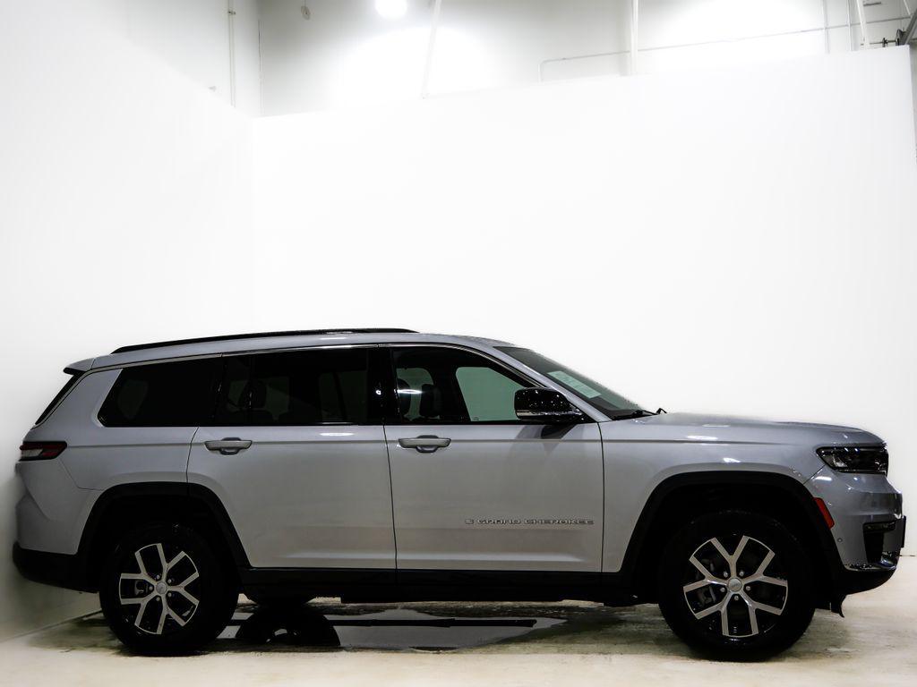 used 2024 Jeep Grand Cherokee L car, priced at $31,500