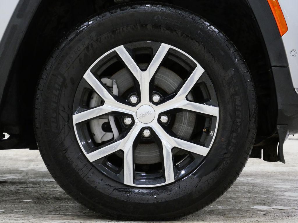 used 2024 Jeep Grand Cherokee L car, priced at $31,500