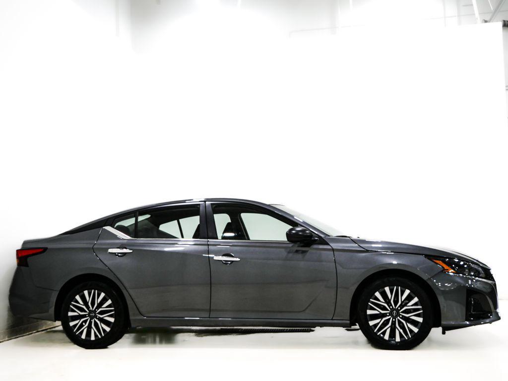 used 2025 Nissan Altima car, priced at $19,912