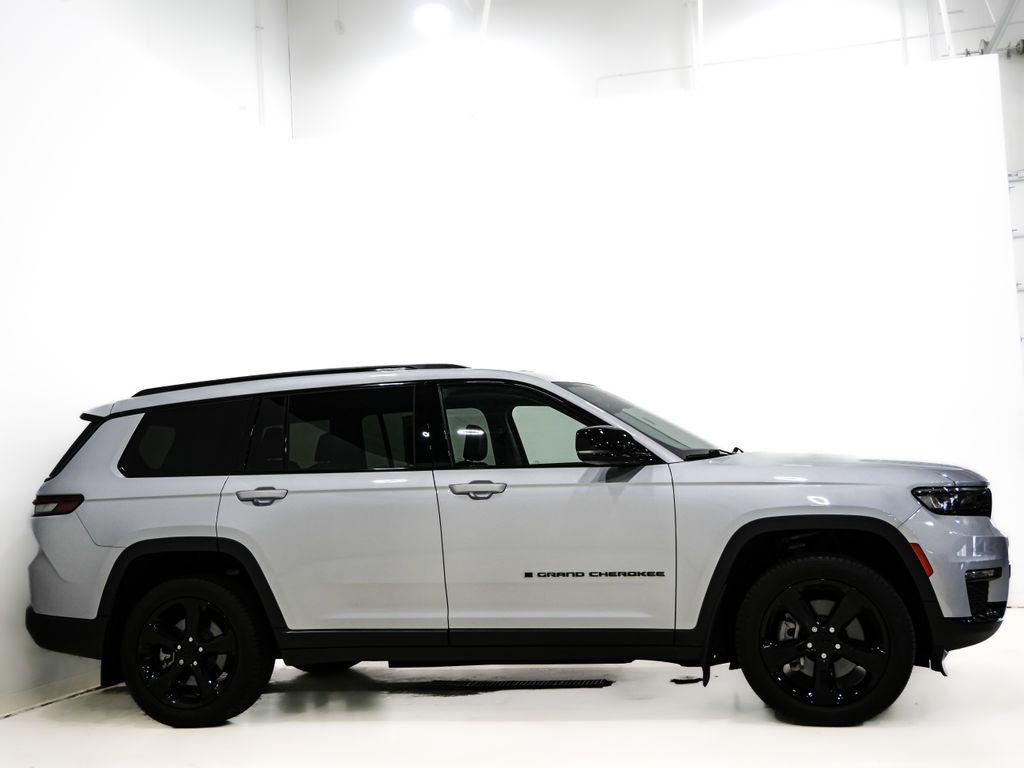 used 2023 Jeep Grand Cherokee L car, priced at $33,912
