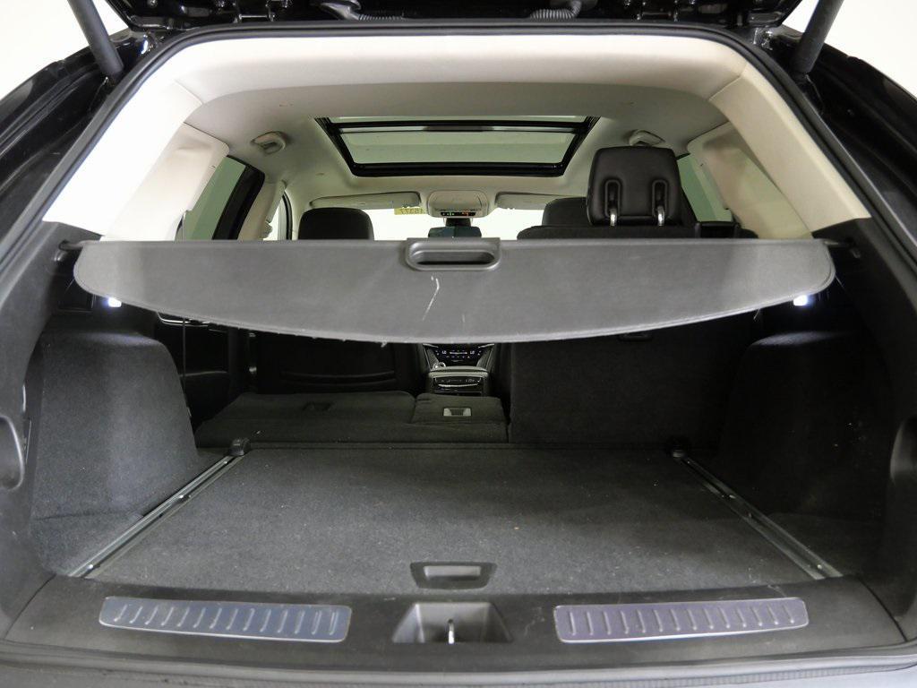 2019 Stellar Black Metallic Cadillac XT5