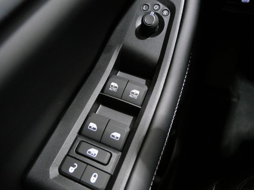 new 2026 Jeep Grand Cherokee car, priced at $40,901