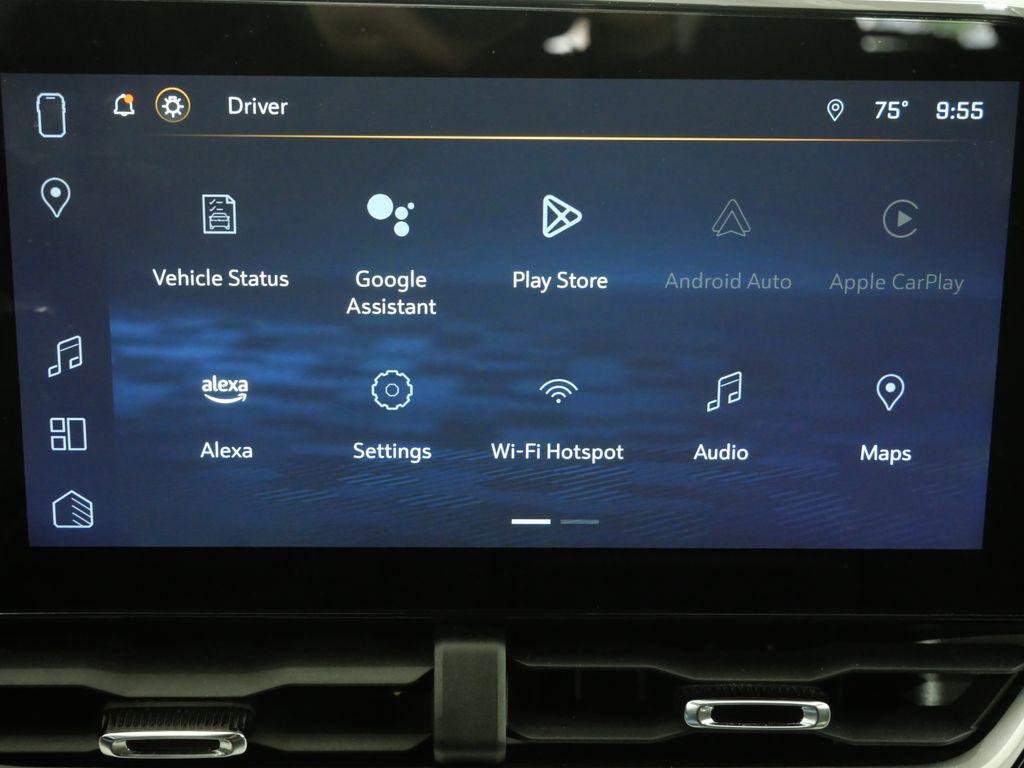 used 2025 Chevrolet Equinox car, priced at $24,312