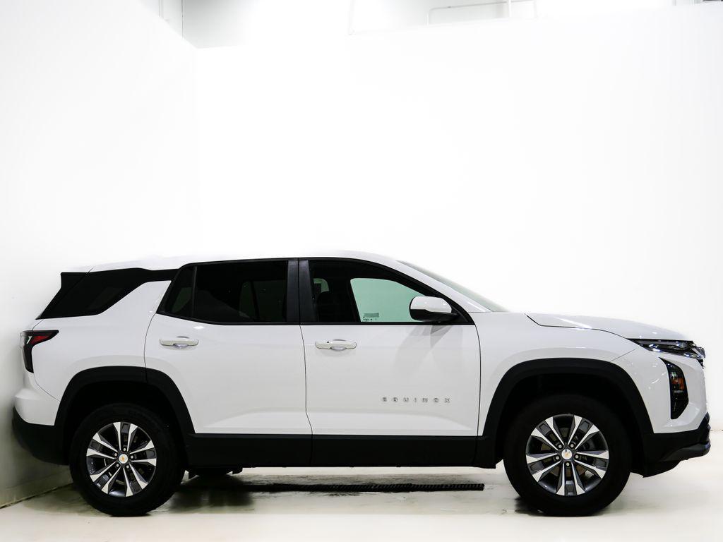 used 2025 Chevrolet Equinox car, priced at $24,312