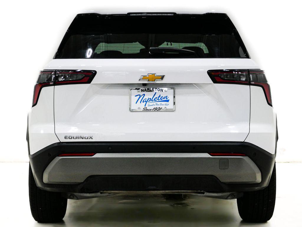 used 2025 Chevrolet Equinox car, priced at $24,312