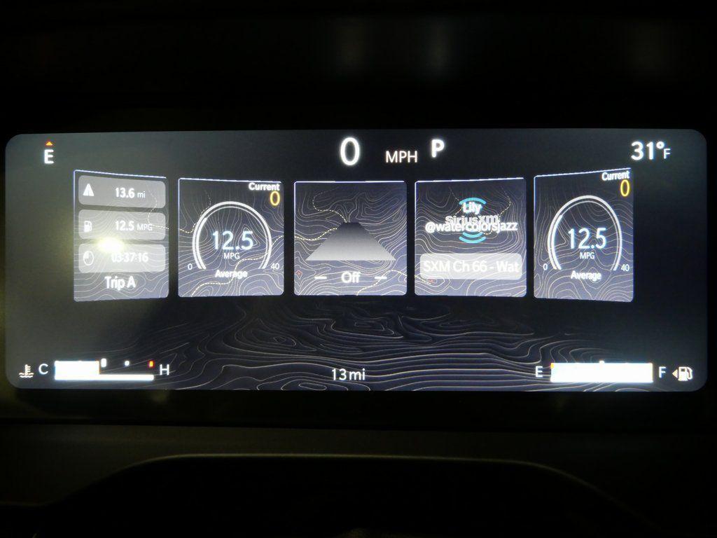 new 2025 Jeep Grand Cherokee car, priced at $40,946