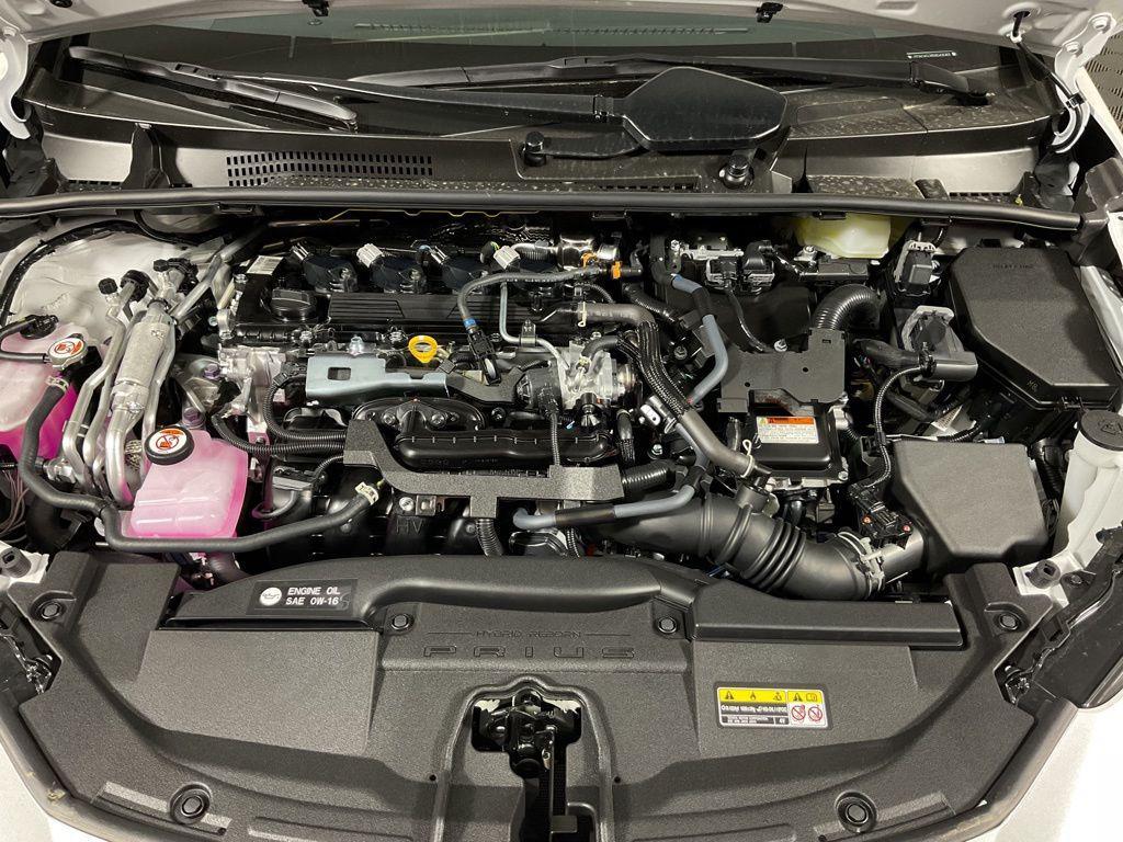 new 2025 Toyota Prius Plug-In Hybrid car, priced at $44,271