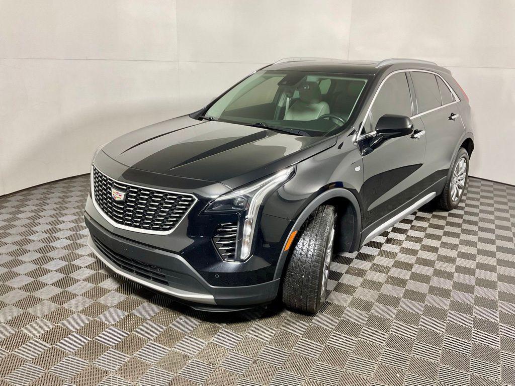 used 2020 Cadillac XT4 car, priced at $20,000