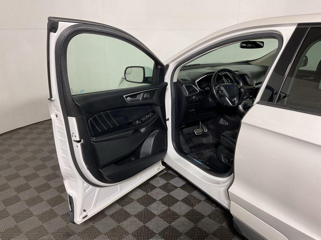 used 2016 Ford Edge car, priced at $14,290